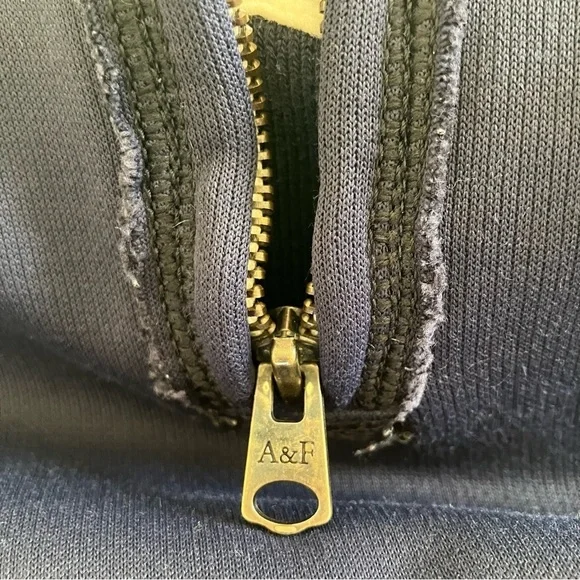 Abercrombie & Fitch Navy Blue Half-Zip Pullover Vintage Muscle Y2K Sweater Med - Picture 7 of 9